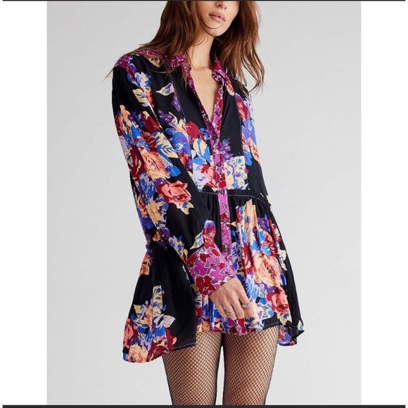 FREE PEOPLE “BRUNCH A BRUNCH”TUNIC/ LAST ONE NO OFFERS - Picture 8 of 10